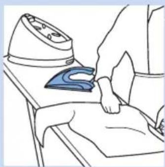 PHILIPS PerfectCare Aqua GC8641 - Putting down the iron during ironing - 2