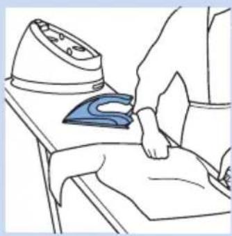 PHILIPS PerfectCare Aqua GC8616 - Putting down the iron during ironing - 2