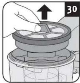 DIRT DEVIL CP24 - Emptying the dust container and cleaning the motor protection filters - 5