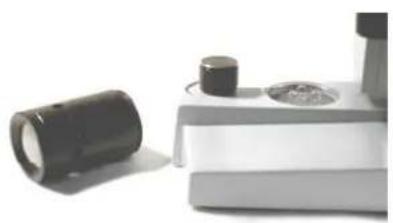 CELESTRON 44102 - Using the LED Illuminator - 1