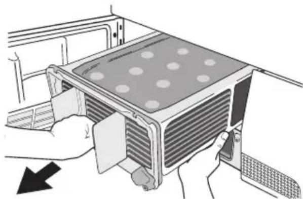 ELECTROLUX EDC68555W - De warmtewisselaar reinigen - 3