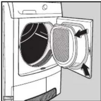 ELECTROLUX EDC66130 - Cleaning the door - 1