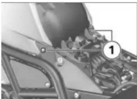BMW F 800 GS Adventure (2014) - Τοποθέτηση φίλτρου αέρα - 3