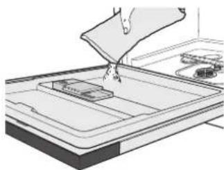 SAMSUNG DWFG520W - Remplissage du réservoir de produit de lavage - 4