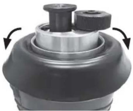 PARKSIDE PDEXS 150 C2 - Fitting the sanding disc - 2