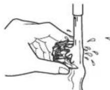 PANASONIC ER2211 - Nettoyage de la tondeuse - 2