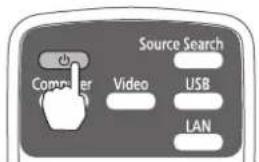 EPSON V12H777020 - Mettez le projecteur sous tension - 1