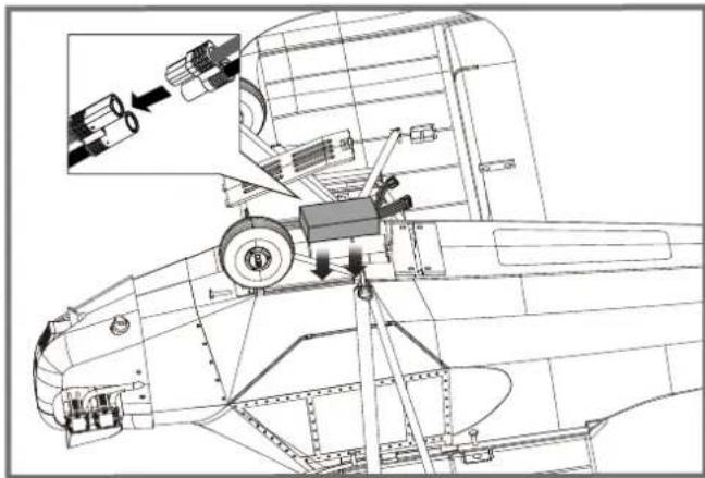 FMS J3 Cub V3 - Battery installation - 1