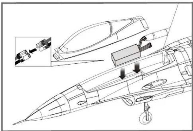 FMS F16C Fighting Falcon - Einsetzen des Flugakkus - 1