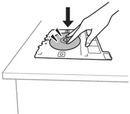 EPSON EP50V - 印刷用のディスクをセットする - 4