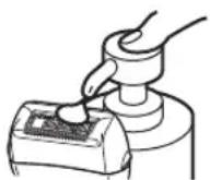 PANASONIC ESEU20 - Humedezca los discos y vierta una pequeña cantidad de gel de ducha en los discos. - 1