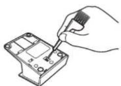 PANASONIC ERDGP62 - Nettoyage du socle de recharge - 2