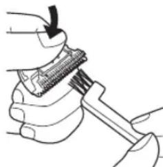 PANASONIC ER2302 - Reinigung des Bart-/Haarschneiders - 2