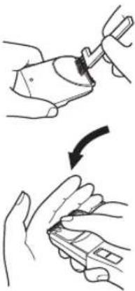 PANASONIC ER2302 - Cleaning the trimmer - 1