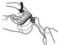PANASONIC ER2201 - Reinigung des Bart-/Haarschneiders - 3