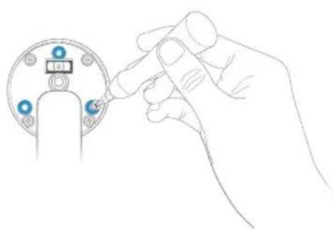 RING Stick Up Cam Battery - Remettez le couvercle du socle en place. - 2