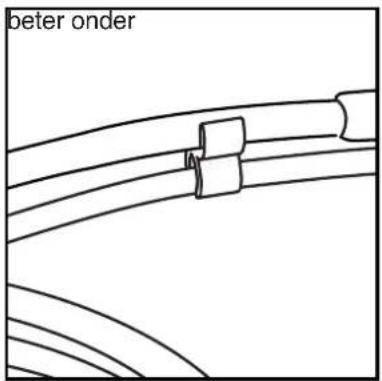 NILFISK C&C Tornado - Montage van de schuim-sproeier of borstel - 3