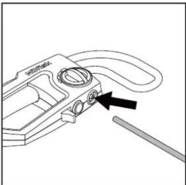 NILFISK C&C Tornado - Anschluss des Reinigungsschlauchs am Lanzengriff - 1