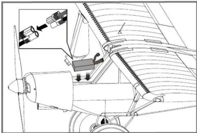 FMS PA18 Super Cub - 电池安装 - 1
