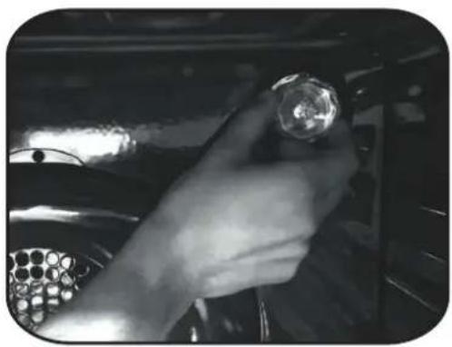 CANDY FCP886XS - CHANGING THE BULB - 1