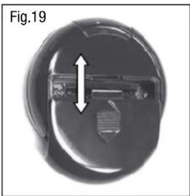 HONEYWELL HSF600W - INSTRUCTIONS DE MISE EN PLACE OU DE REMPLACEMENT DES PILES DE LA TÉLÉCOMMANDE - 1