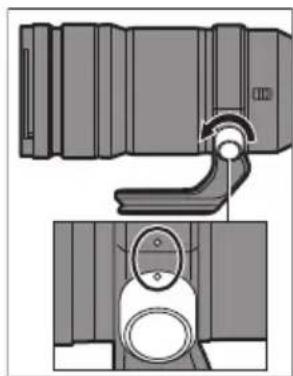 PANASONIC Lumix SR70200 - ■ Retrait de la monture pour trépied - 1