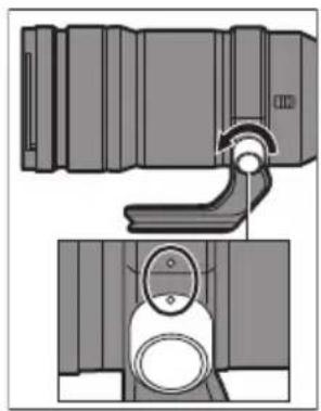 PANASONIC Lumix SR70200 - ■ Снятие крепления для штатива - 1