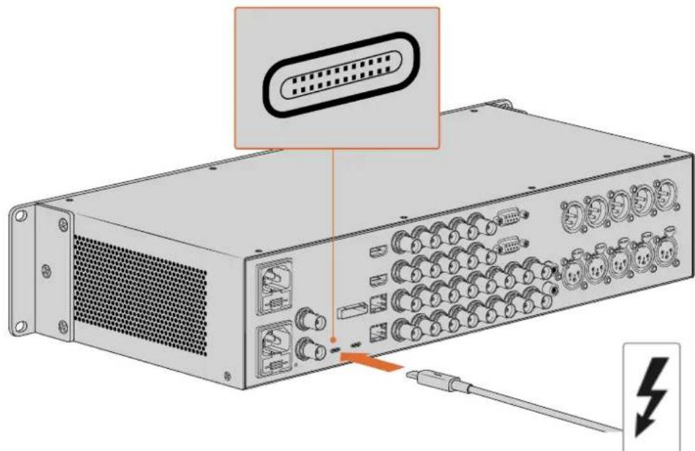 Blackmagic Design DeckLink 8K Pro - Connecting via Thunderbolt - 1