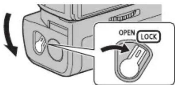 PANASONIC Lumix DMWBGS1 - Inserting/Removing the Battery - 3