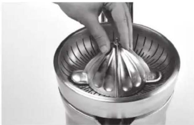 SAGE The Citrus Press Pro SCP800 - ASSEMBLING THE JUICER - 4