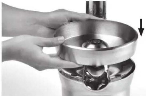 SAGE The Citrus Press Pro SCP800 - ASSEMBLING THE JUICER - 2