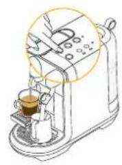 SAGE Nespresso Creatista Uno - Preparazione del caffe con latte / Préparation du café au lait - 1