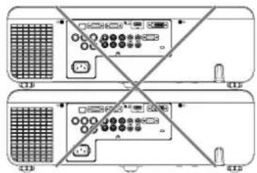 PANASONIC PTEW530 - Précautions lors de l'installation des projecteurs - 2