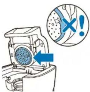 PHILIPS UpBeat SHB2505 - Cleaning the machine and the coffee spout - 4