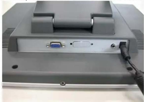 DGM L1715 - Hardwareinstallation - 4