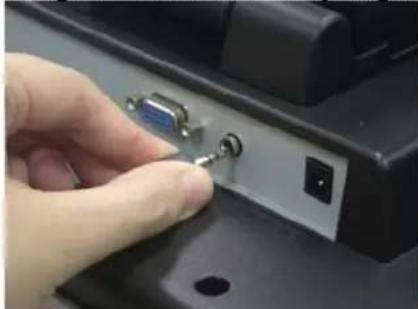 DGM L1718 - Hardware installatie stap per stap (VGA Versie) - 2