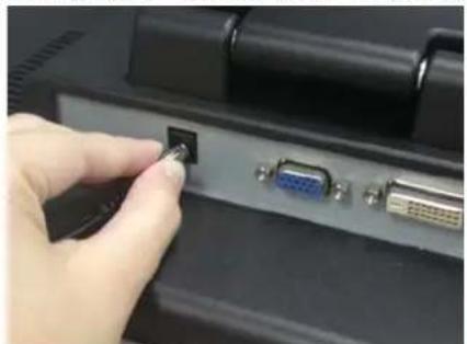 DGM L1718 - 图标硬件安装 (VGA + DVI 功能) - 4