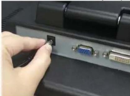 DGM L1718 - Hardware Installation Step by Step (VGA + DVI Version) - 9