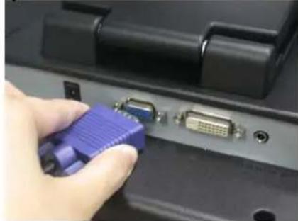DGM L1718 - Hardware Installation Step by Step (VGA + DVI Version) - 1
