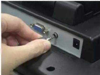 DGM L1718 - Hardware Installation Step by Step(VGA Version) - 3