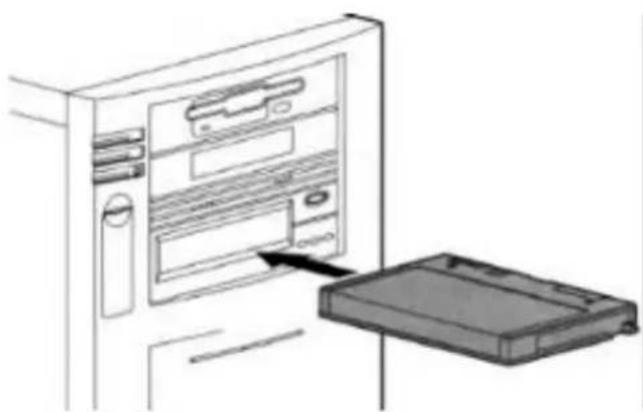 Tandberg Data SLR75 - Charger une cartouche de stockage données - 2