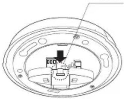 Hanwha SNP6230RH - Fixation de la base d'installation à l'aide du support - 3
