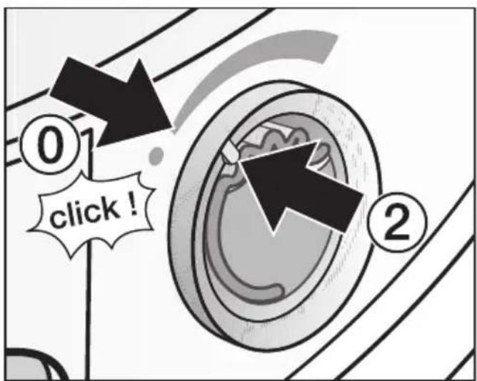MIELE TWF 50000 CH - Insertion du flacon de parfum - 6