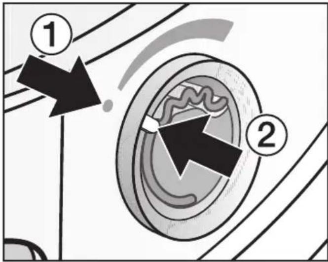 MIELE TWF 50000 CH - Insertion du flacon de parfum - 4
