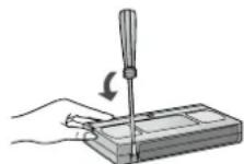 PANASONIC NVSJ422F - Prévenir l'effacement accidentel d'une cassette enregistrée - 1