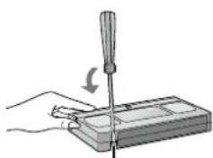 PANASONIC NVHS860F - Pour empêcher un effacement accidentel de l'enregistrement - 1