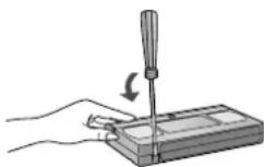PANASONIC MVHS830F - Prévenir l'effacement accidentel d'une cassette enregistrée - 1