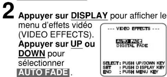 PANASONIC Palmcorder PVL552 - Préparatifs - 3