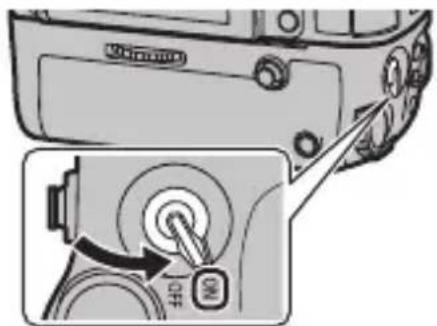 PANASONIC Lumix DMWBGG9 - Uso de la empuñadura con bateria - 1