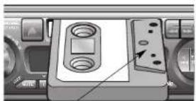 PANASONIC CQRG153U - ①Inserción de una cinta de casete - 2